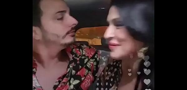  Instagram @tonycolombotv .... kissing his girlfriend in car live mms scandal